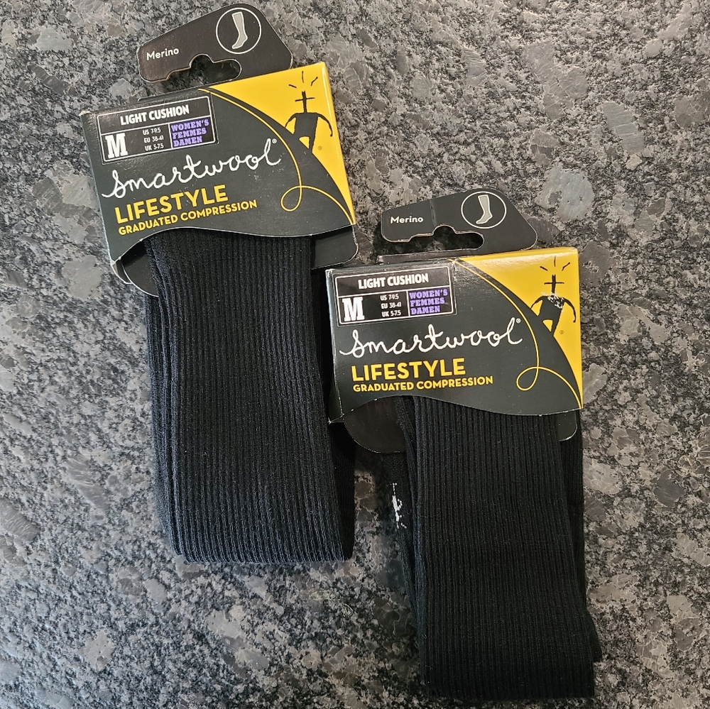 Smartwool Women's Compression Socks Size Medium Black NEW Merino Wool 2 Pair